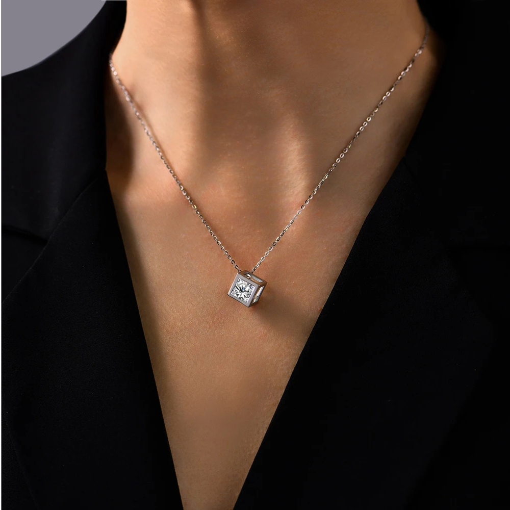 CONSTELLATION'S GRACE - PENDENT NECKLACE