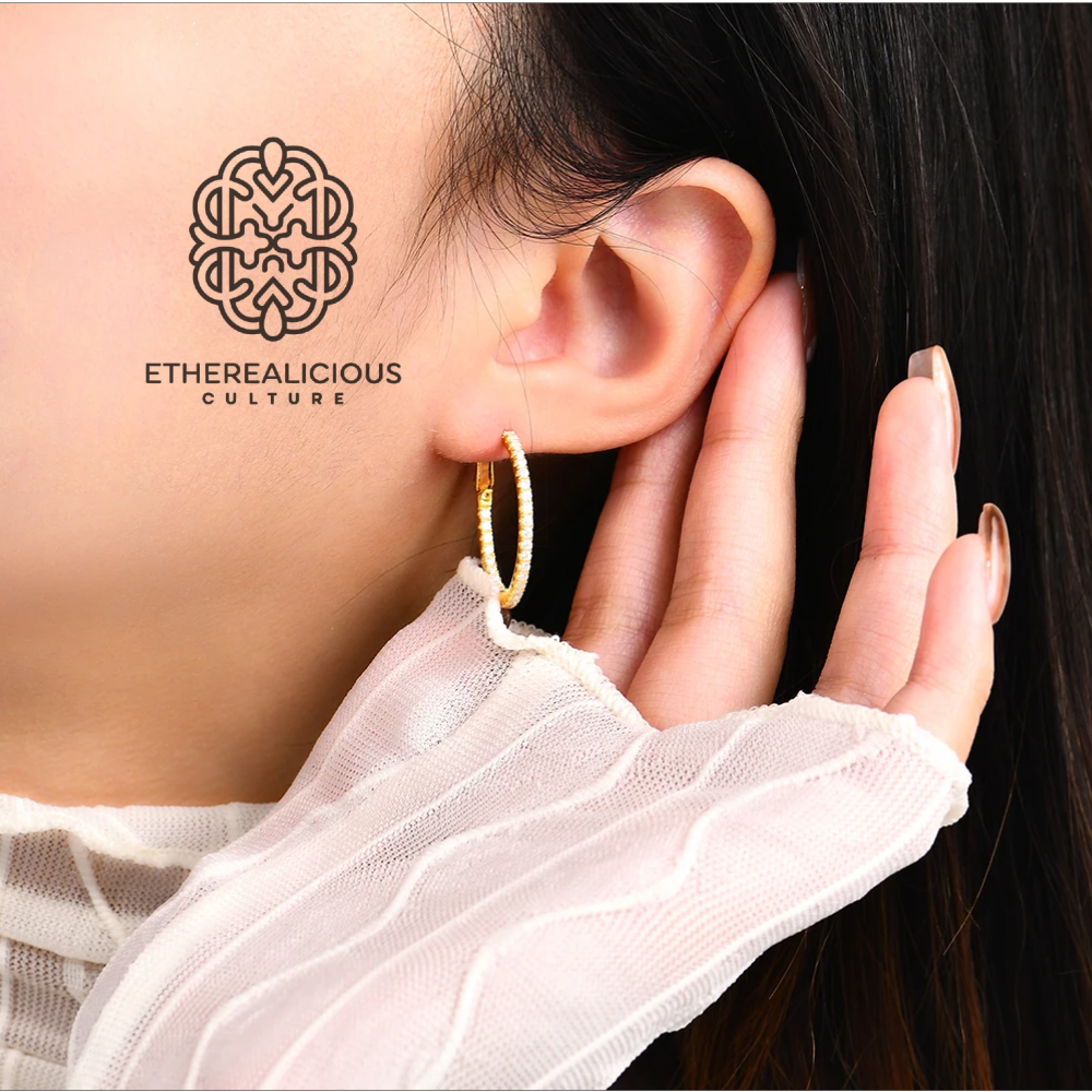 STELLAR RADIANCE - HOOP EARRING