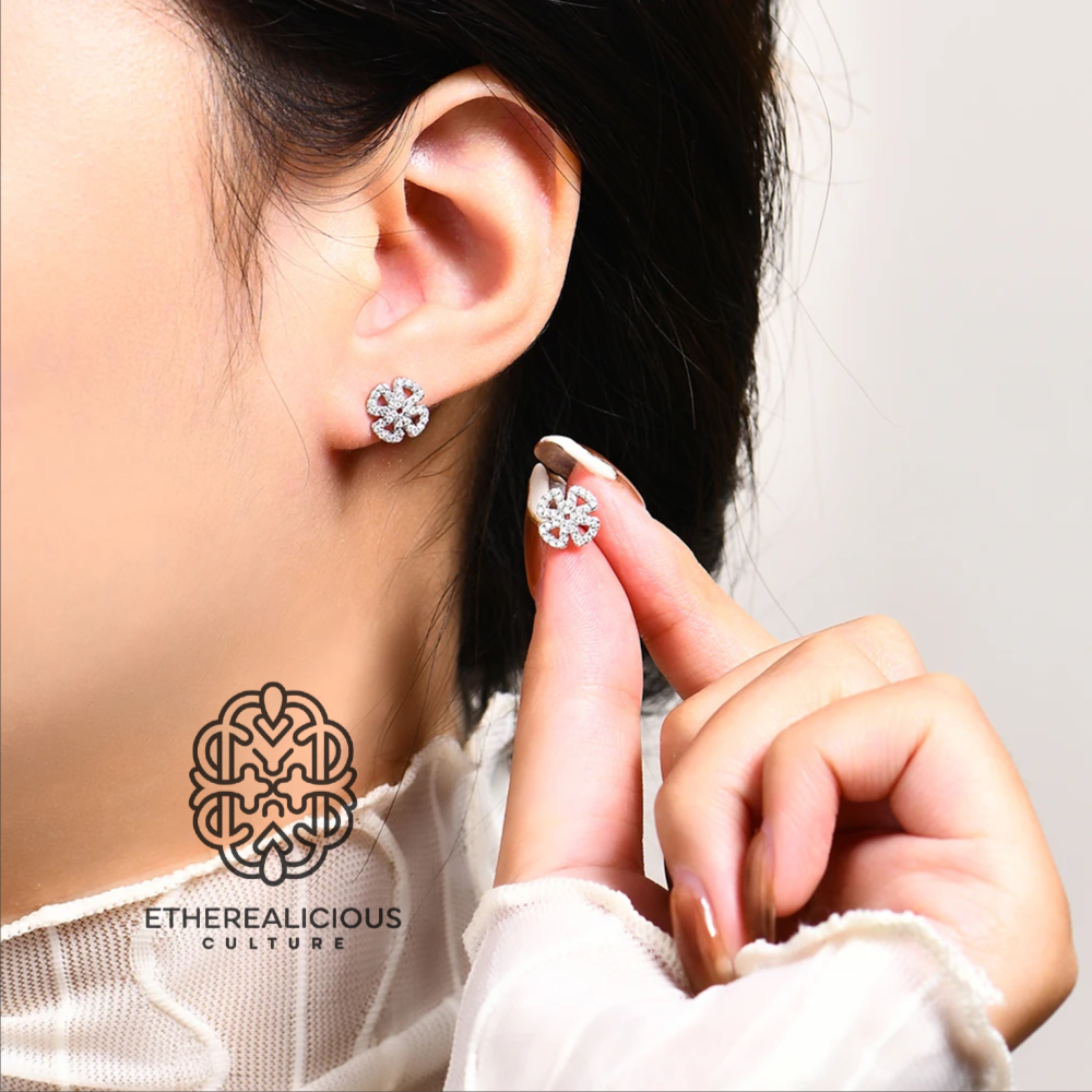 ORCHID'S KISS - STUD EARRING