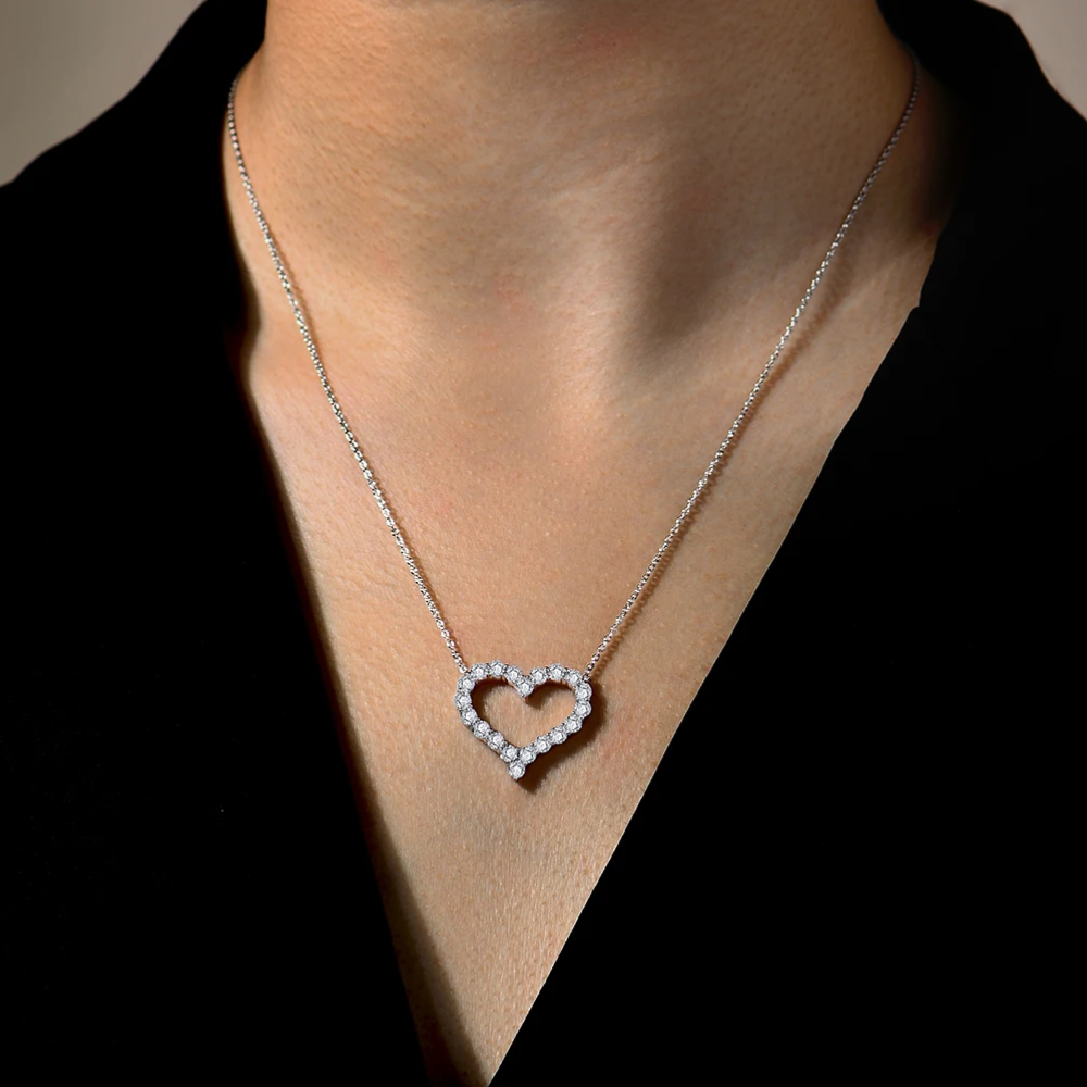 LOVE'S EMBRACE - PENDANT NECKLACE
